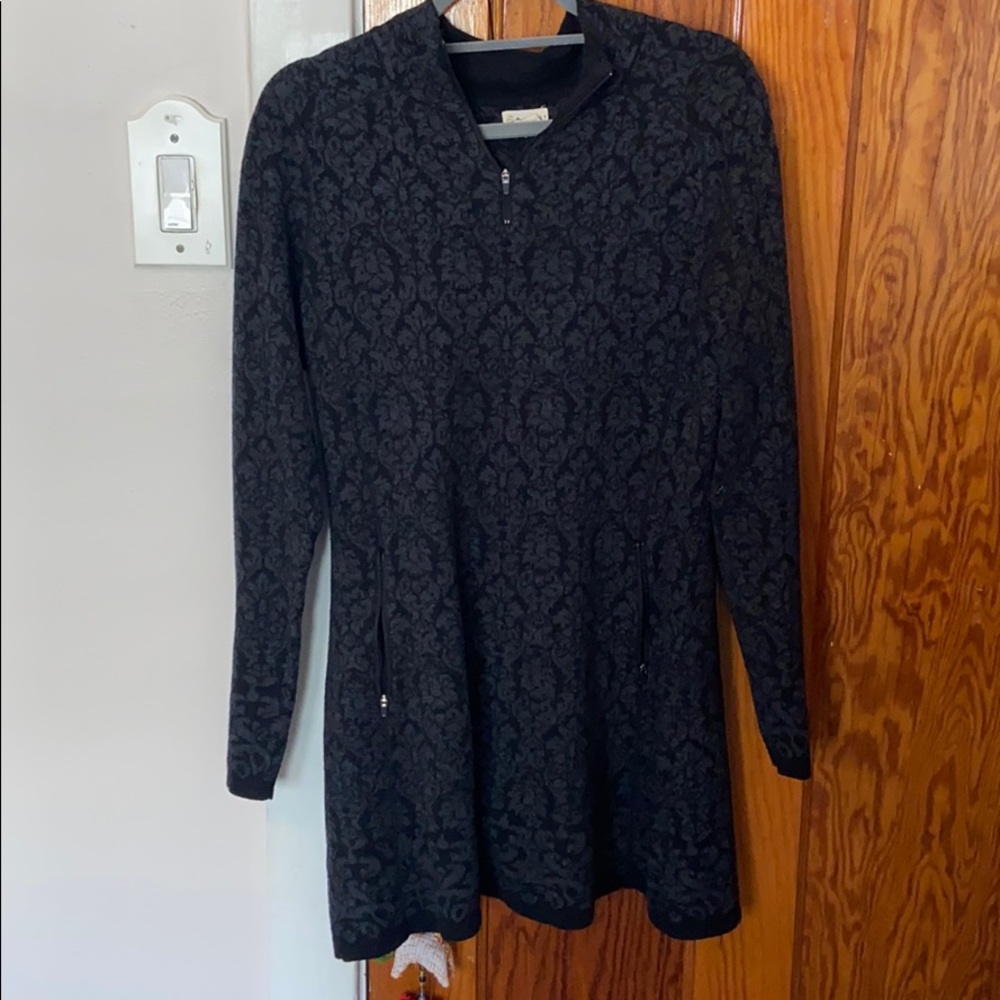 Black patterned long sweater